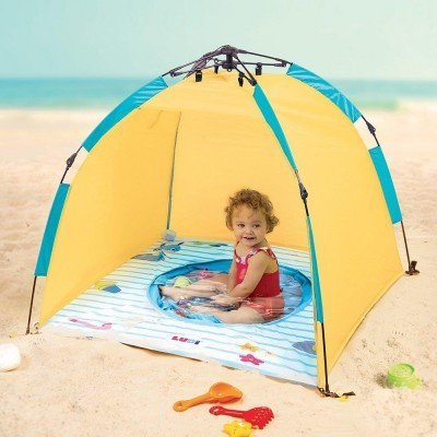 Σπαστή τέντα παραλίας με πισίνα